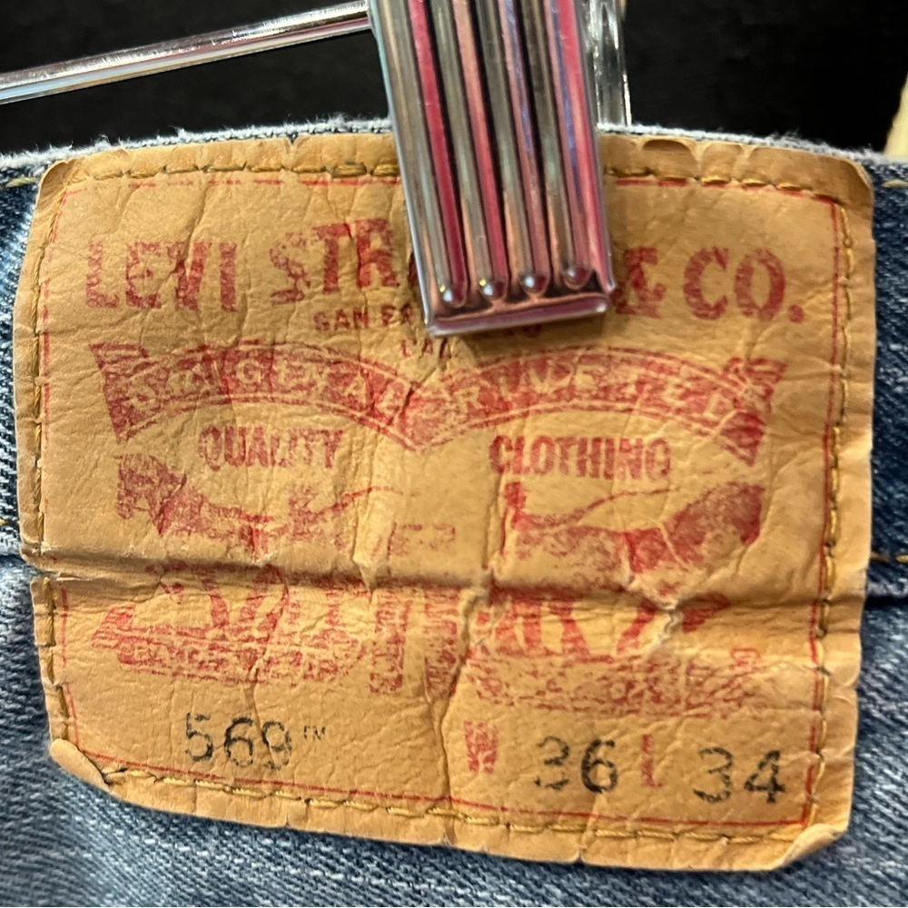 Levi’s 569 jeans size 36/34 in GUC